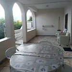 Apartment Zmiric *