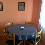Apartment Zmiric Primosten