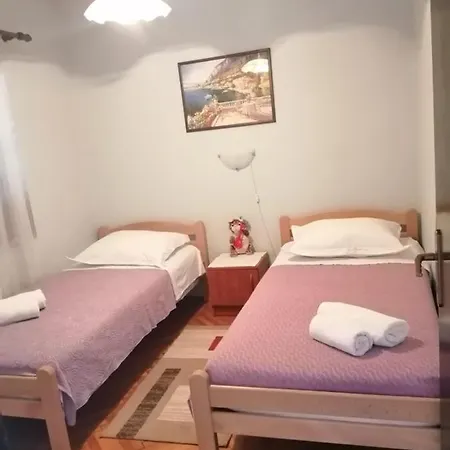 Zmiric Apartman *