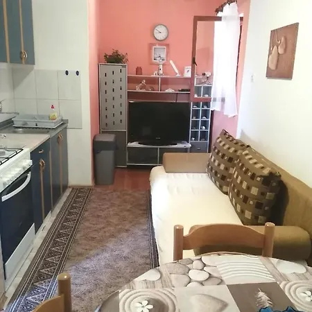 Apartman Zmiric